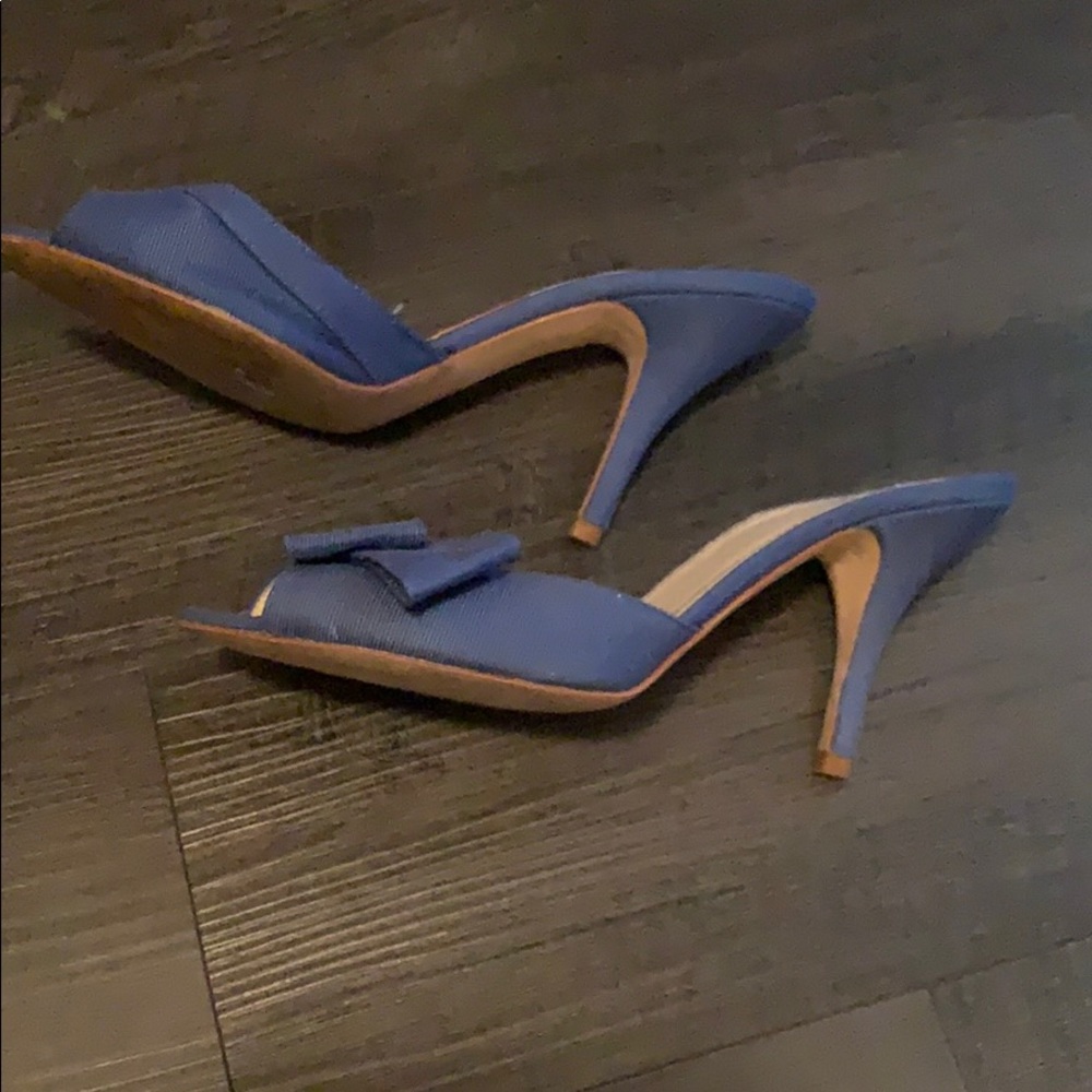Sandals - Picture 2 of 3